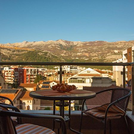 Apartment Lora Budva Bagian luar foto
