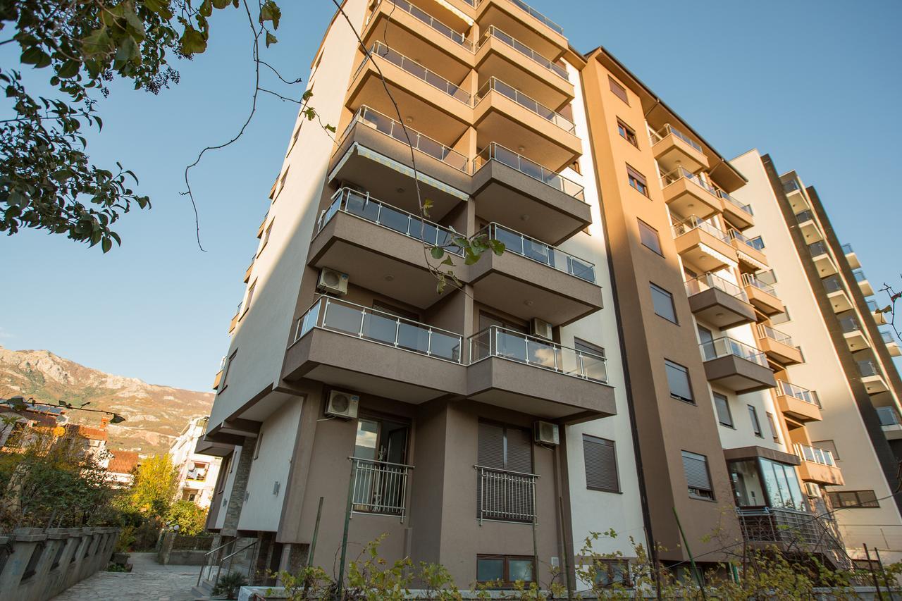 Apartment Lora Budva Bagian luar foto