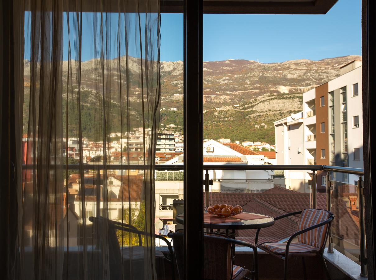 Apartment Lora Budva Bagian luar foto
